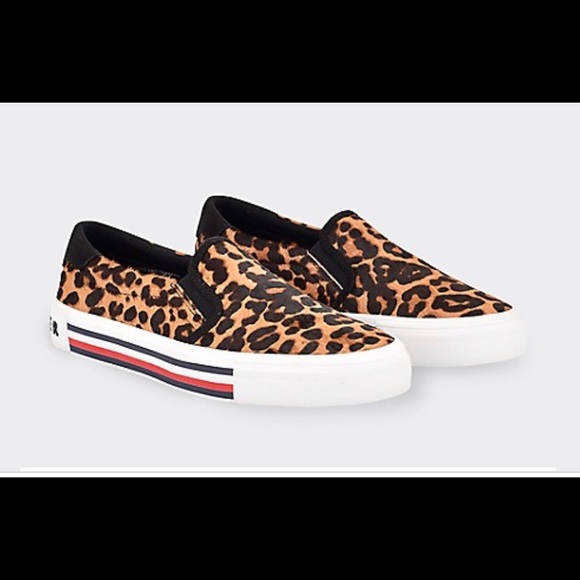 Tommy Hilfiger Animal Print Slip On Sneakers Size 8 - Picture 2 of 2